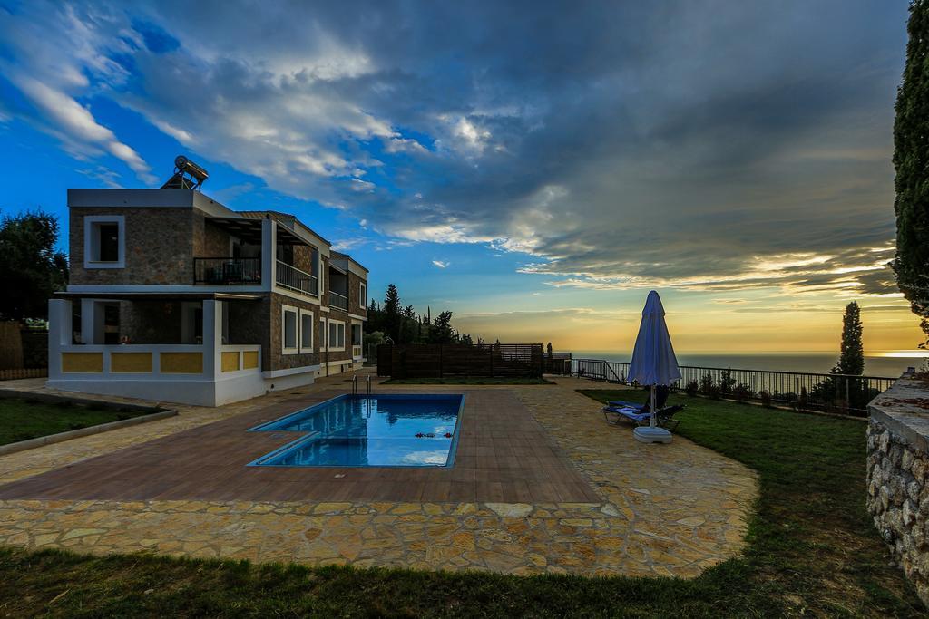 Villa Vera Ayios Nikitas Phòng bức ảnh