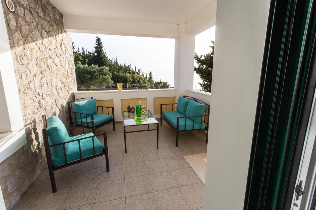 Villa Vera Ayios Nikitas Ngoại thất bức ảnh